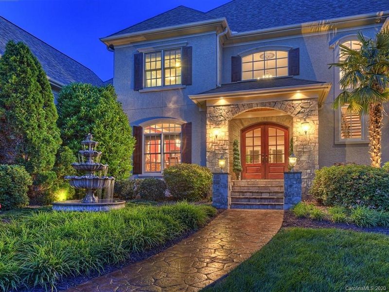 5913 Rolling Ridge Dr, Kannapolis, NC 28081