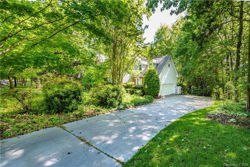 6701 Morrowick Cir, Charlotte, NC 28226