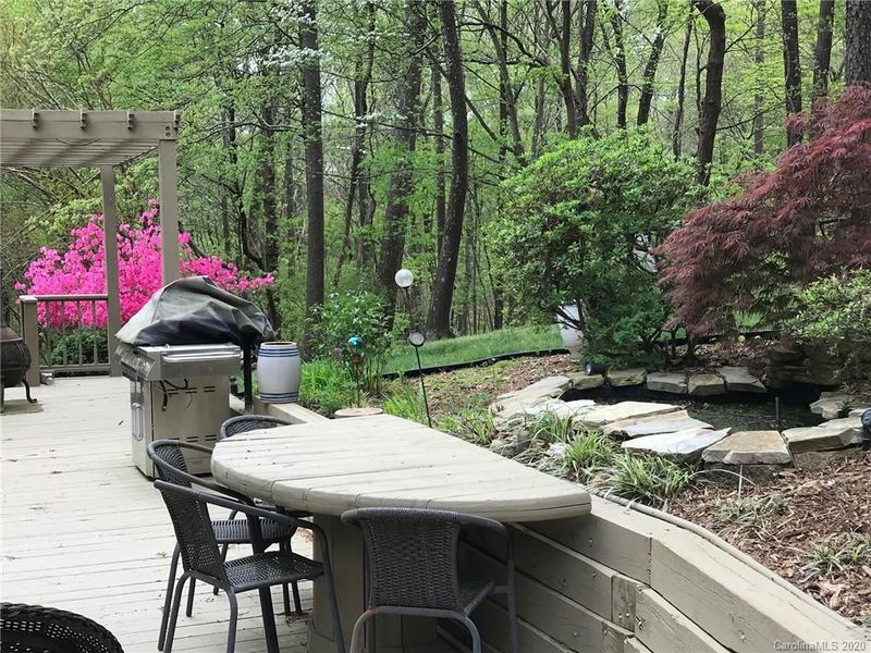 304 River Banks Rd, Matthews, NC 28105