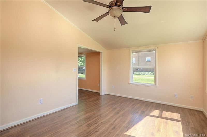 121 Talbert Rd, Mooresville, NC 28117