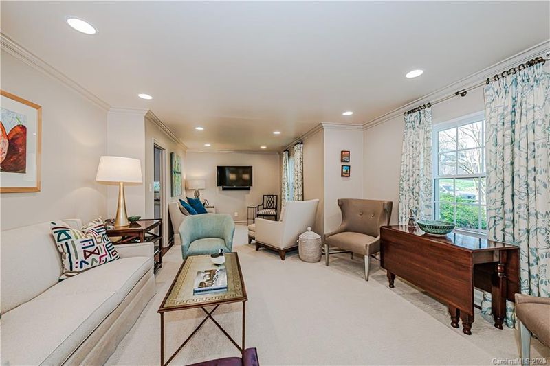 238 Scofield Rd, Charlotte, NC 28209