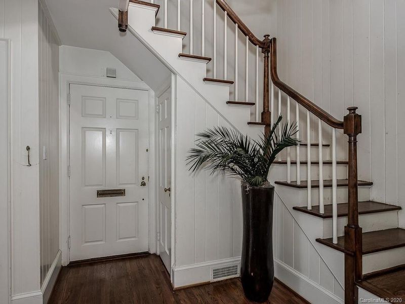 2209 Malvern Rd, Charlotte, NC 28207
