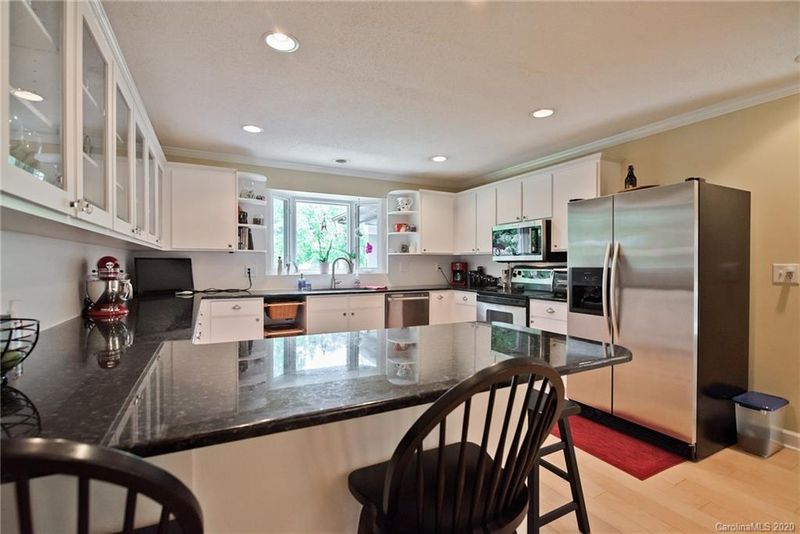 8079 Fairfield Forest Rd, Denver, NC 28037