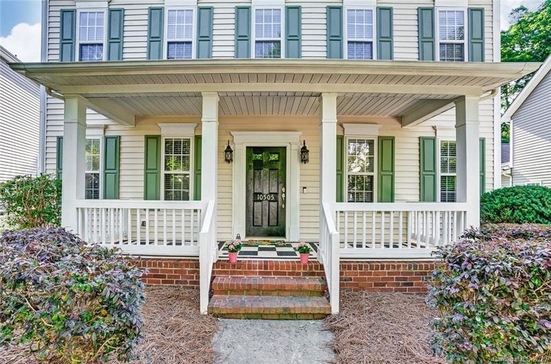 10505 Quarrier Dr, Cornelius, NC 28031