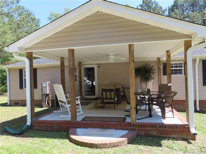 5371 Lancaster Hw, Fort Lawn, SC 29714