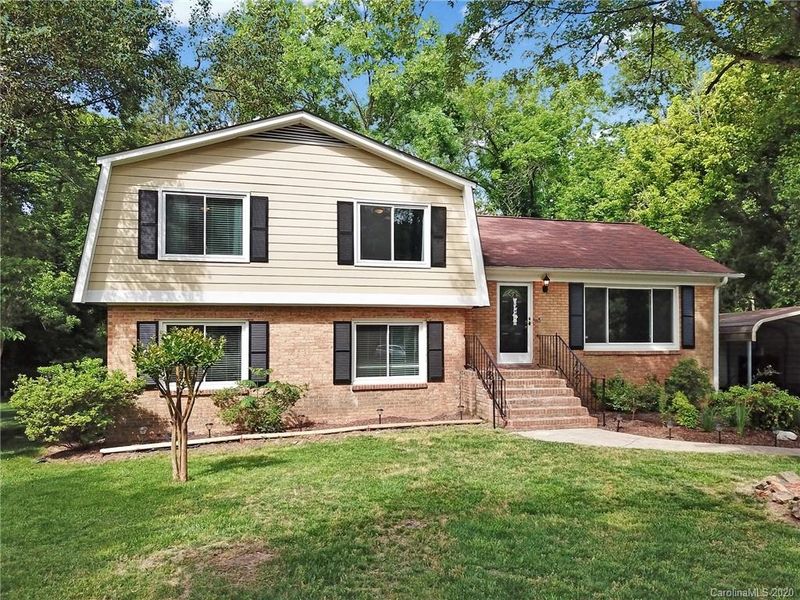 7508 Cornwallis Ln, Charlotte, NC 28270