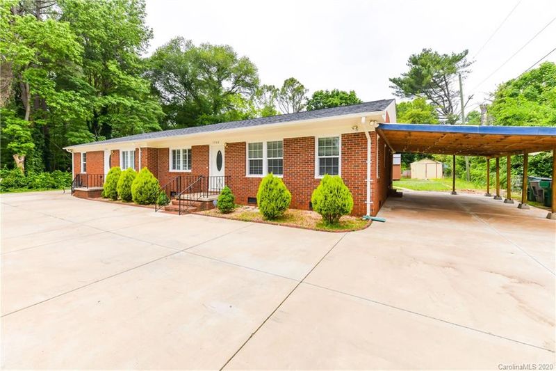 7901 Albemarle Rd, Charlotte, NC 28227