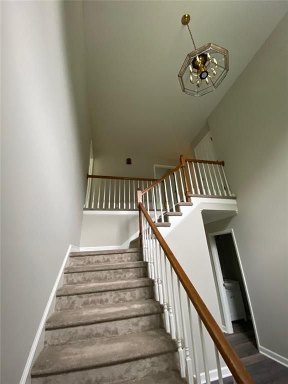 3725 11th St NE, Hickory, NC 28601