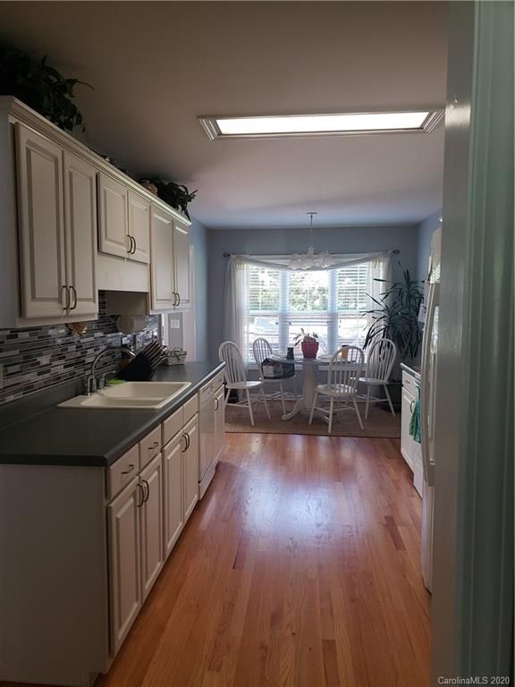 1414 Stonebriar Ln, Clover, SC 29710