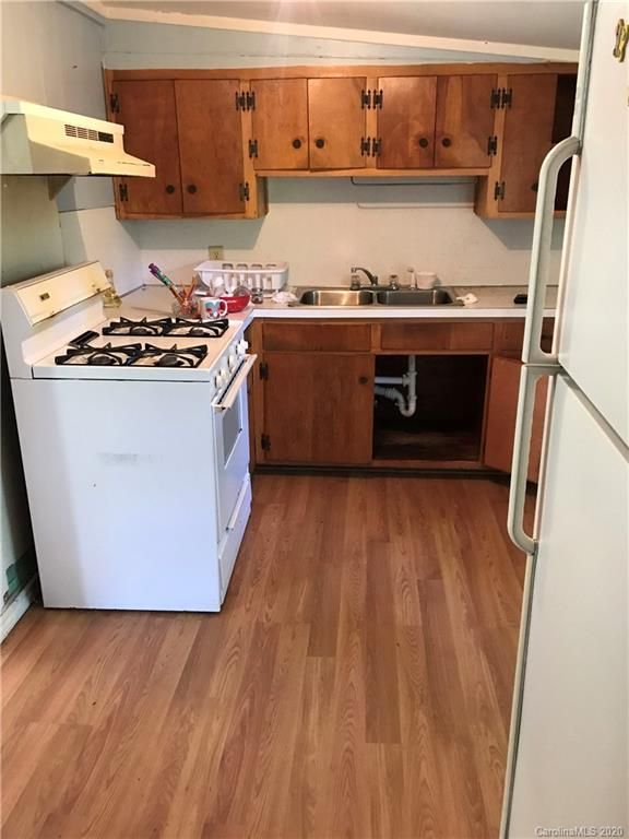 306 W 24th St, Newton, NC 28658