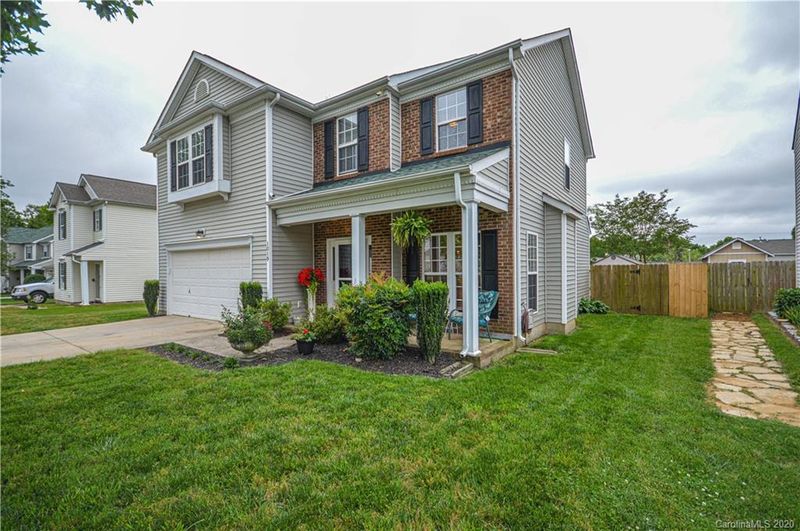 1019 Hipp Rd, Charlotte, NC 28216
