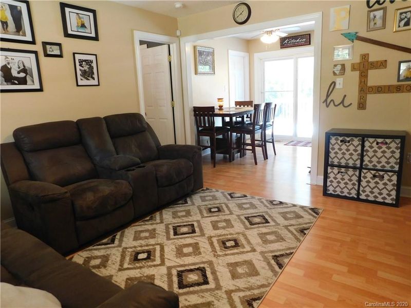 6080 Old Winnsboro Rd, Blackstock, SC 29014