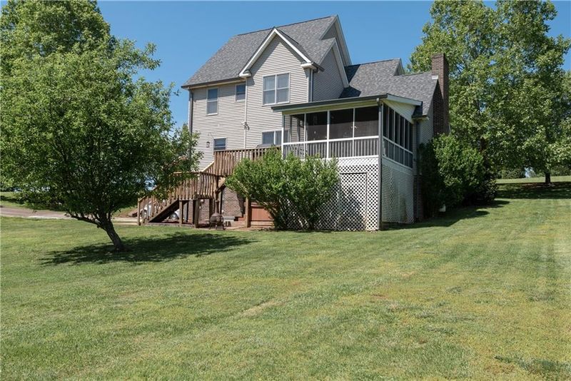 1380 Brandywine Rd, Hickory, NC 28602