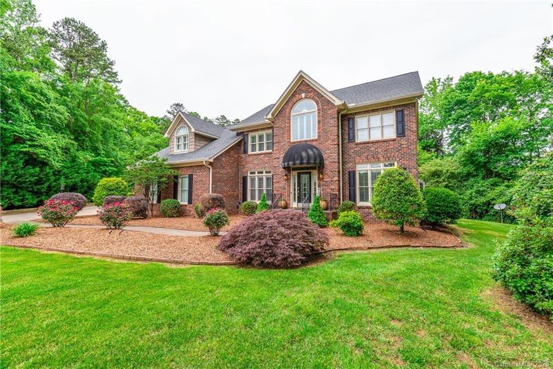 517 Sebring Dr, Belmont, NC 28012