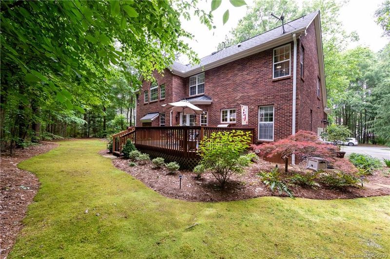 4412 Serene Ln, Charlotte, NC 28216