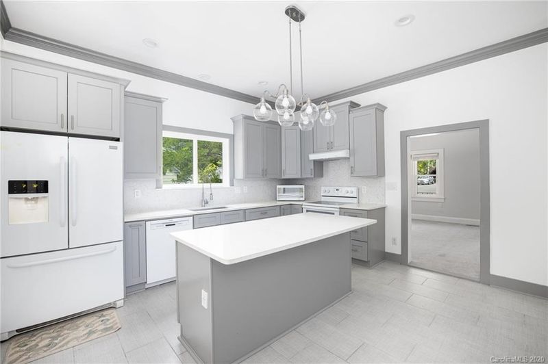 3008 Yadkin Ave, Charlotte, NC 28205