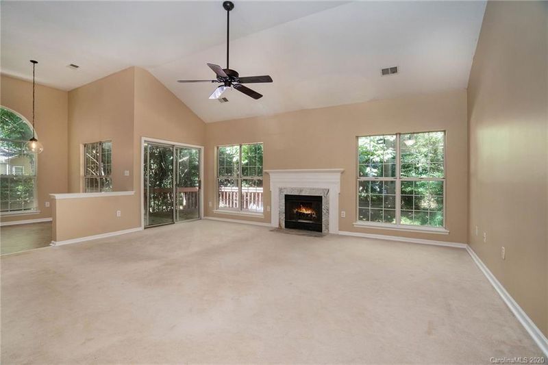 10711 Jardin Way, Charlotte, NC 28215