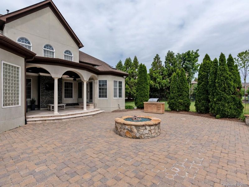 812 Wheat Field Dr, Marvin, NC 28173