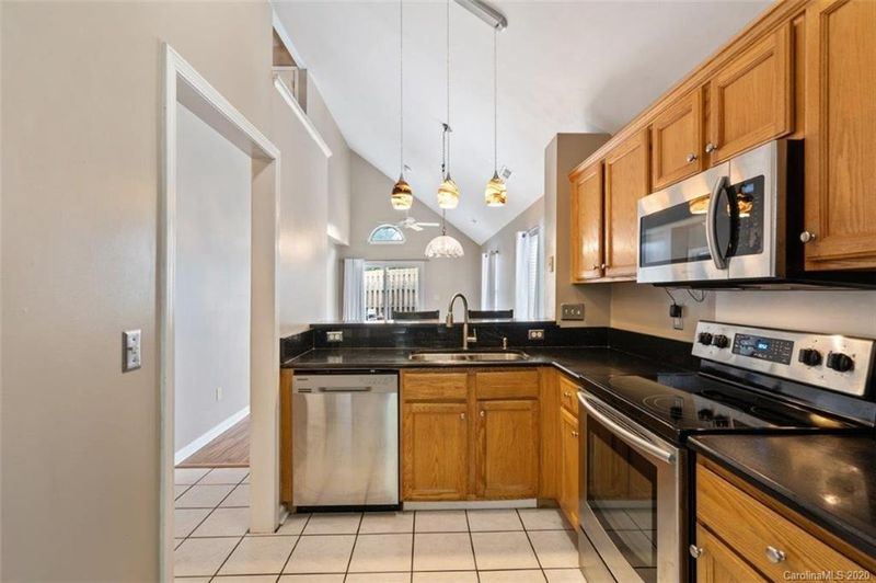 975 Heritage Pw, Fort Mill, SC 29715