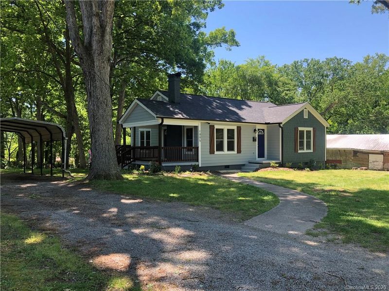 1005 Rogers Lake Rd, Kannapolis, NC 28081