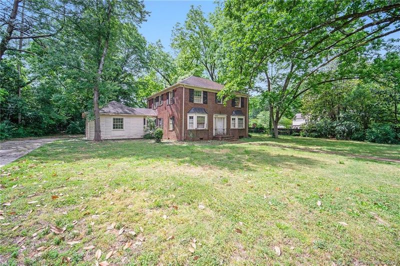 1819 S Wendover Rd, Charlotte, NC 28211