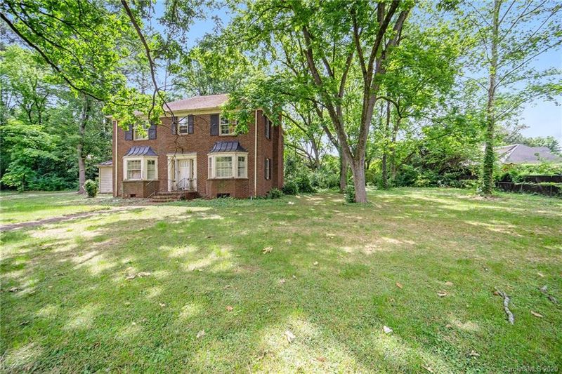 1819 S Wendover Rd, Charlotte, NC 28211