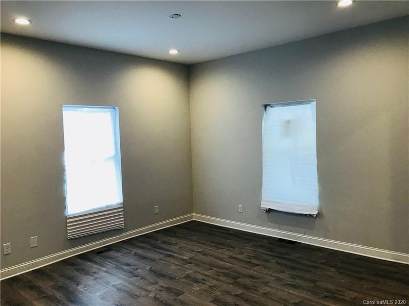 4422 Roadway St, Charlotte, NC 28208