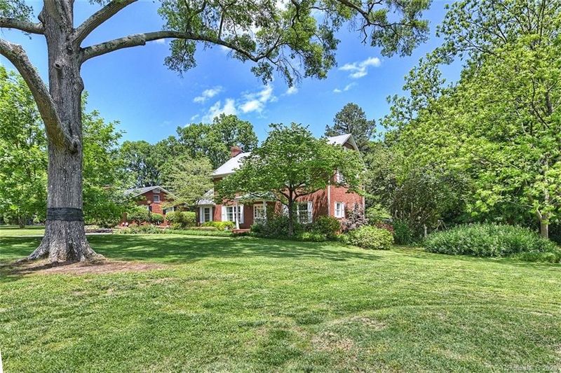 3611 Providence Rd, Charlotte, NC 28211