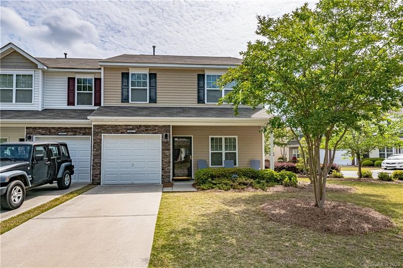 14012 Singleleaf Ln, Charlotte, NC 28278