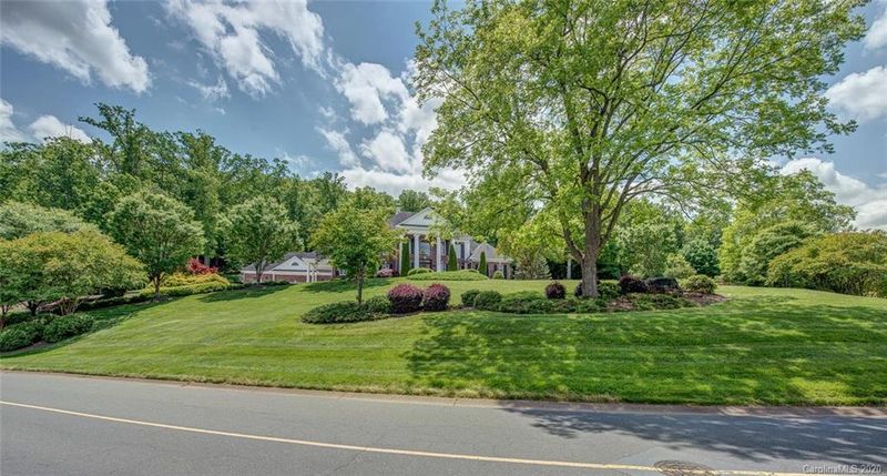 413 Maymont Dr, Cramerton, NC 28032