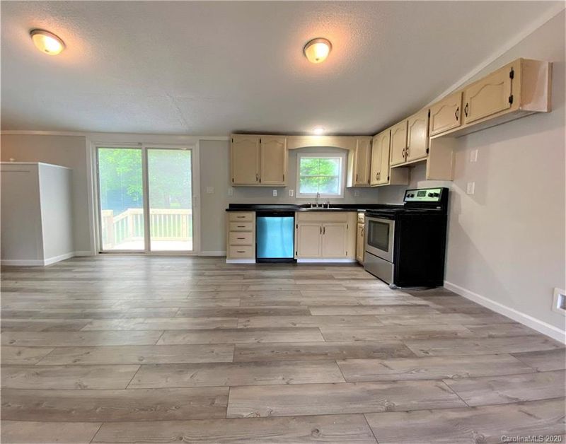 436 Charles St, Statesville, NC 28677