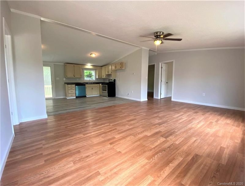 436 Charles St, Statesville, NC 28677