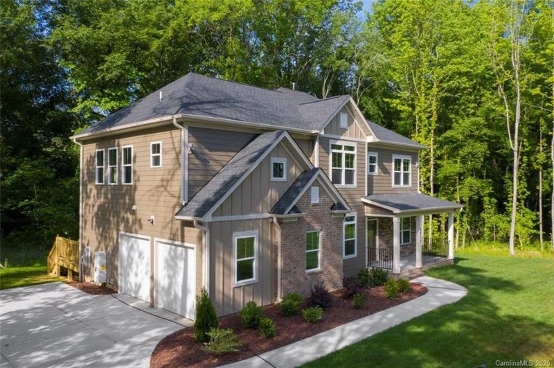 4430 Rolling Acres Rd, Charlotte, NC 28213