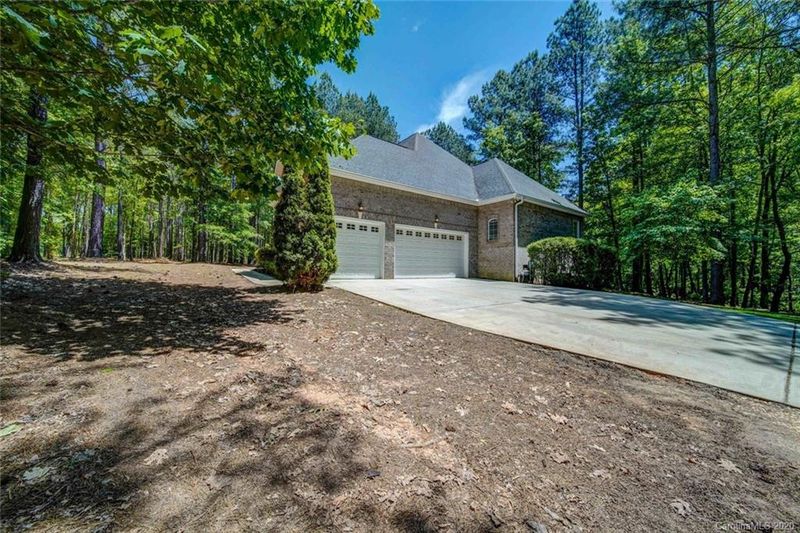 1940 Ben Black Rd, Midland, NC 28107
