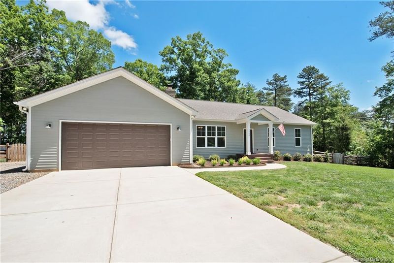 7723 Katherine Dr, Denver, NC 28037