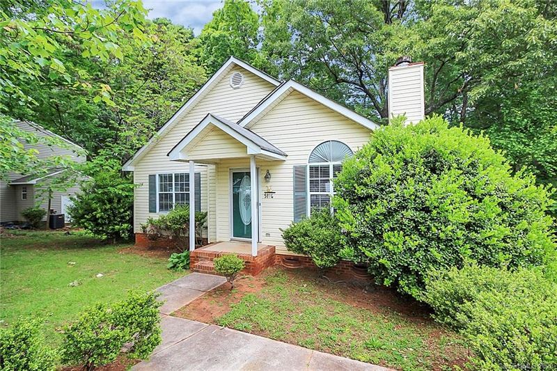 5816 Olivet Dr, Charlotte, NC 28227