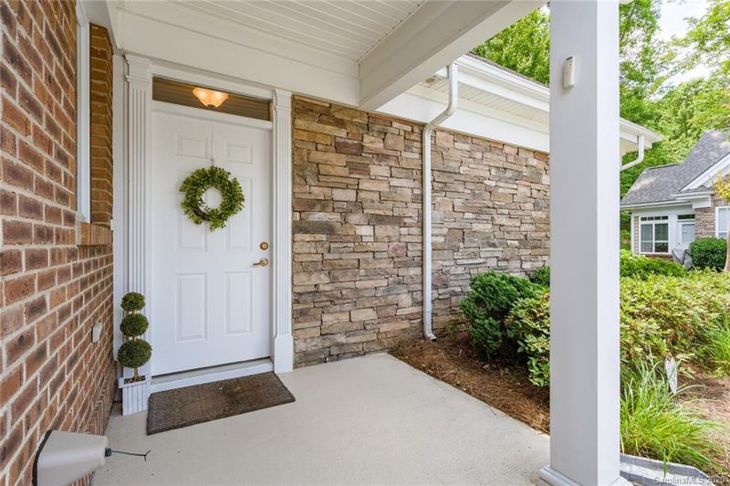 10915 Casetta Dr, Matthews, NC 28105