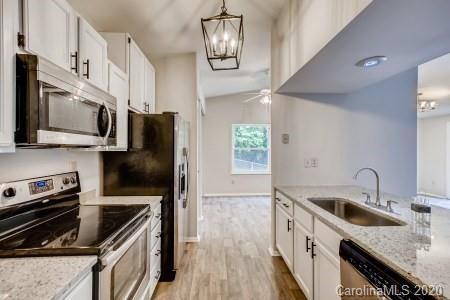 7459 Ponders End Ln, Charlotte, NC 28213