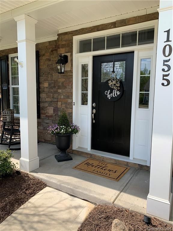 1055 Verbena Ct, Tega Cay, SC 29708