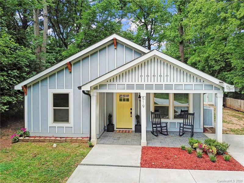 519 Fallingswood Ct, Charlotte, NC 28217