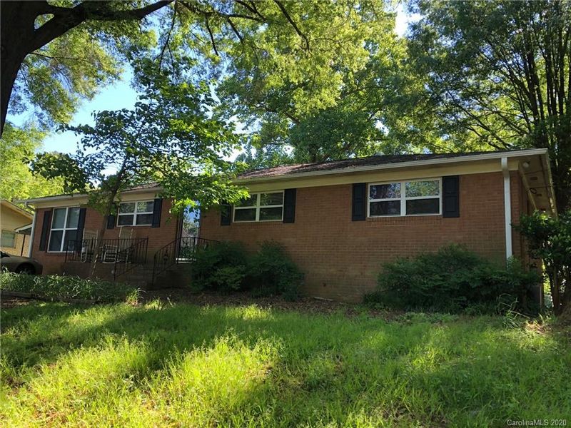 2023 Woodtop Ct, Charlotte, NC 28214