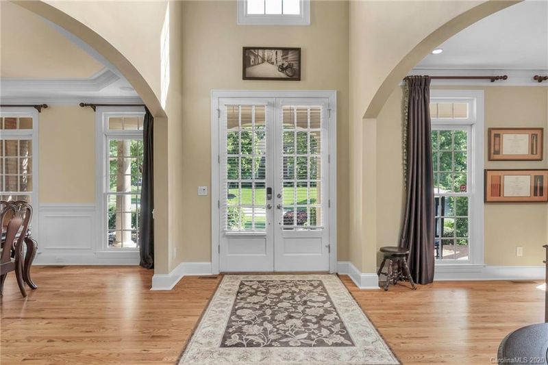 7511 Meadowgate Ln, Waxhaw, NC 28173