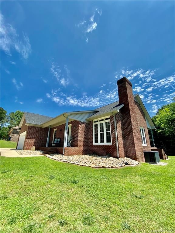 2024 Bunker Ct, Kannapolis, NC 28081