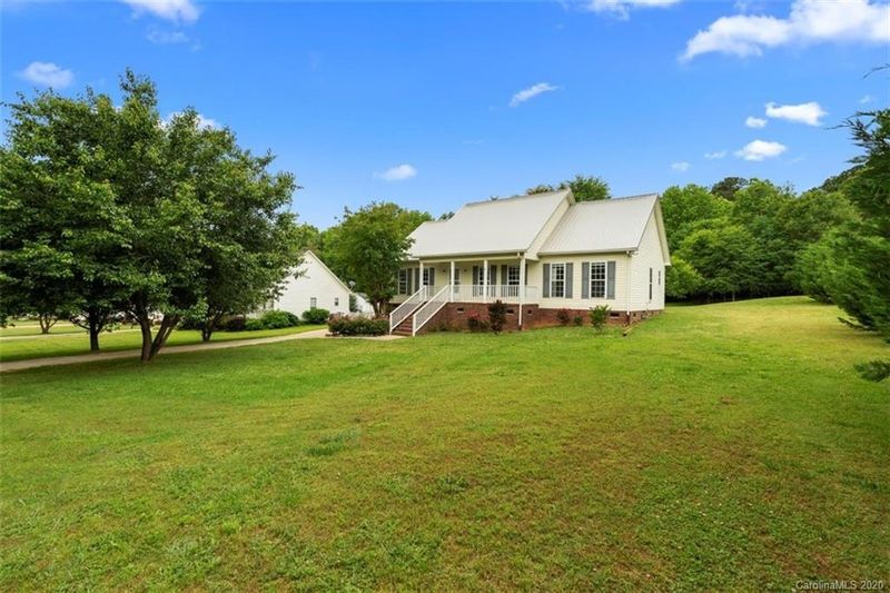 3123 S Paraham Rd, York, SC 29745