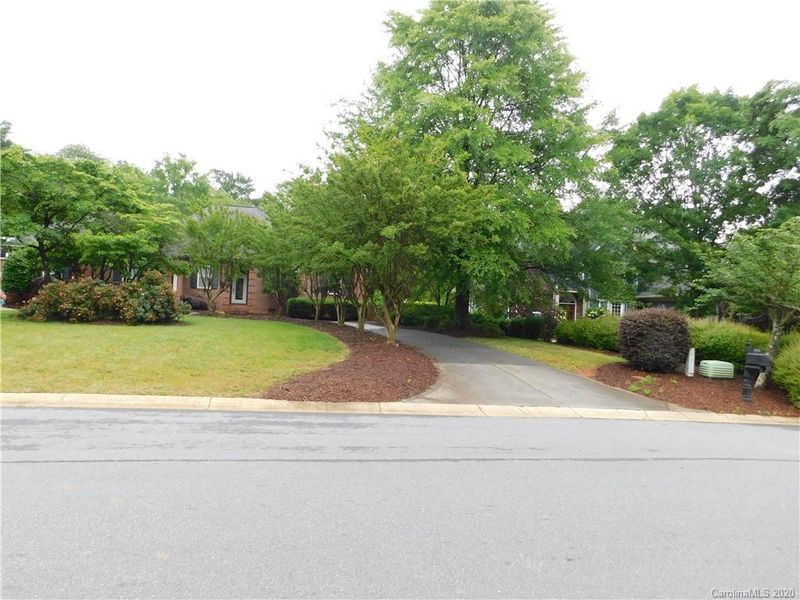 7975 Bay Pointe Dr, Denver, NC 28037