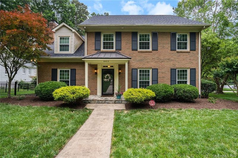 6423 Rocky Falls Rd, Charlotte, NC 28211