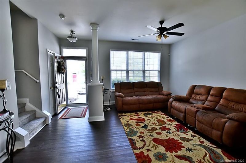 2388 Loch Stone Dr, Gastonia, NC 28054