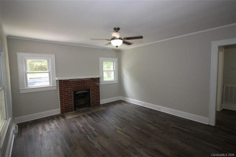 115 Robindale Rd, Gastonia, NC 28056
