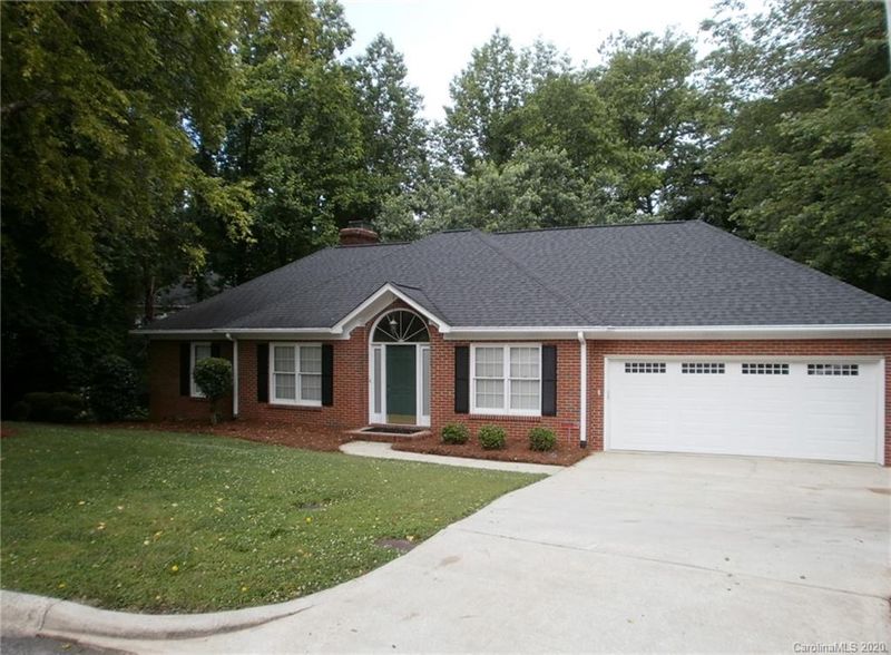 1601 Drayton Ct, Gastonia, NC 28056