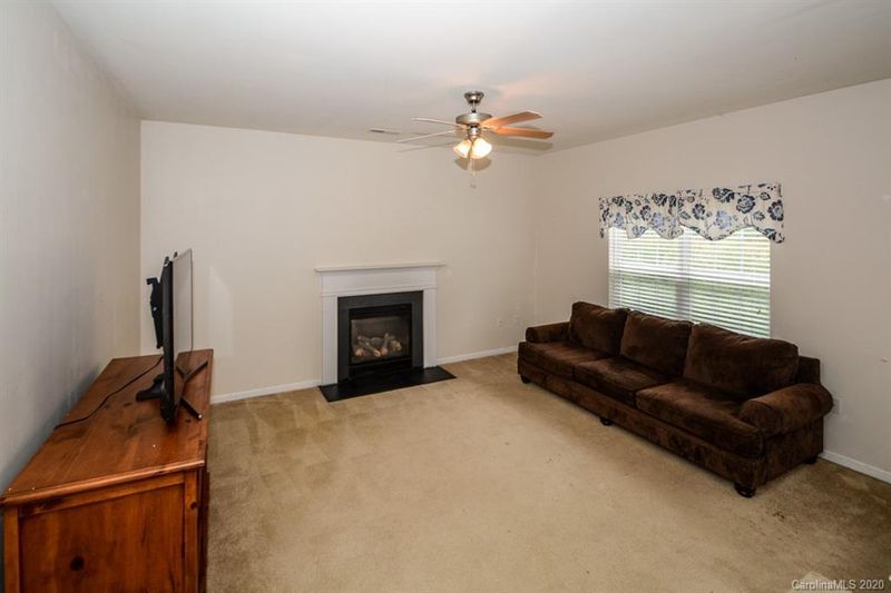7829 Berkeley Rd E, Denver, NC 28037